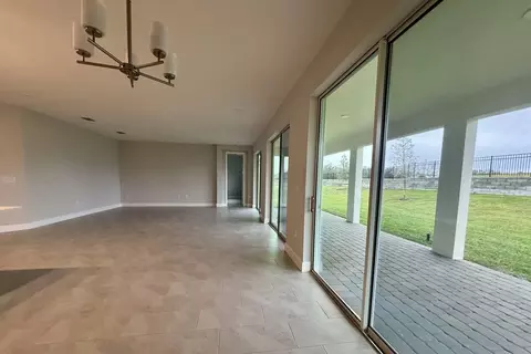 Living - 5328 Teirgarten St, Saint Cloud, FL 34771 photo 6 of 8