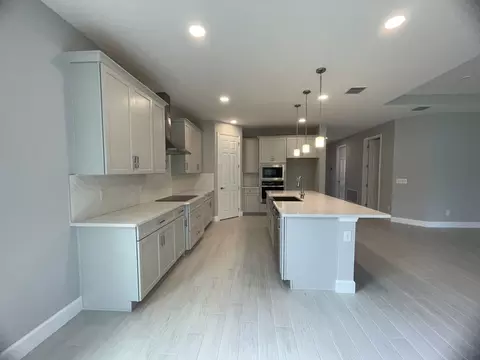 Kitchen - 5328 Teirgarten St, Saint Cloud, FL 34771 photo 1 of 7