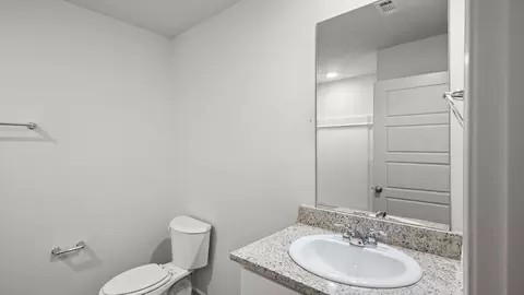 Bath - 276 Raulston Dr, Byram, MS 39272 photo 2 of 6