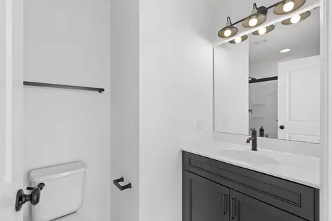 Bath - 1308 Hillside Ct, Rolla, MO 65401 photo 1 of 6