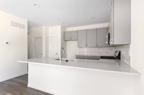 Kitchen - 1308 Hillside Ct, Rolla, MO 65401 photo 6 of 7