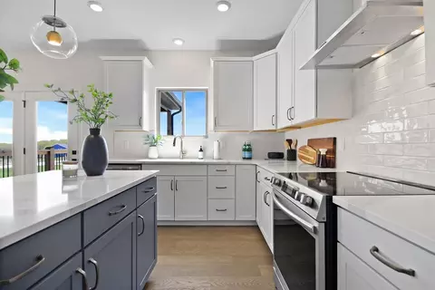 Kitchen - Talladega Dr, Ashland, MO 65010 photo 3 of 4
