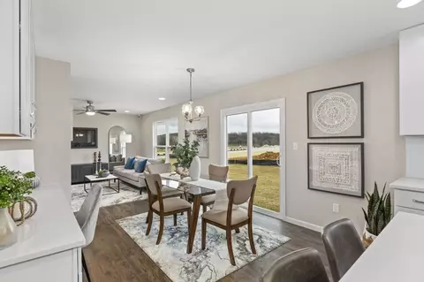 Dining - 986 Grandview Ln, Pacific, MO 63069 photo 6 of 7