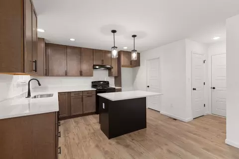 Kitchen - 986 Grandview Ln, Pacific, MO 63069 photo 15 of 16