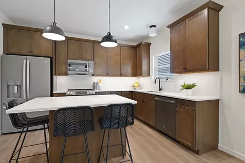 Kitchen - 986 Grandview Ln, Pacific, MO 63069 photo 5 of 16