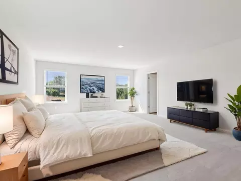Bedroom - 6123 Sandpiper St, Lula, GA 30554 photo 1 of 12