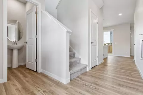 Entry Way - 22809 E 47th Dr, Aurora, CO 80019 photo 1 of 11