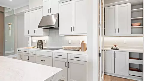 Kitchen - 1751 SE Royale Preserve Way, Stuart, FL 34997 photo 6 of 15
