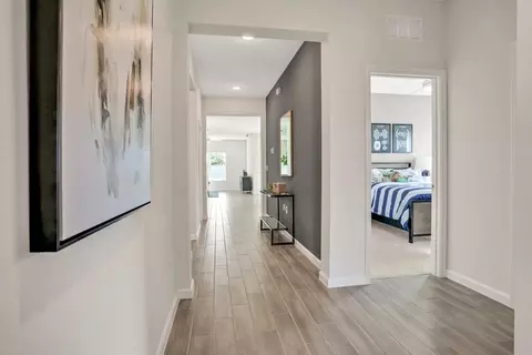 Entry Way - 235 Meredith Blvd, Winter Haven, FL 33881 photo 1 of 1