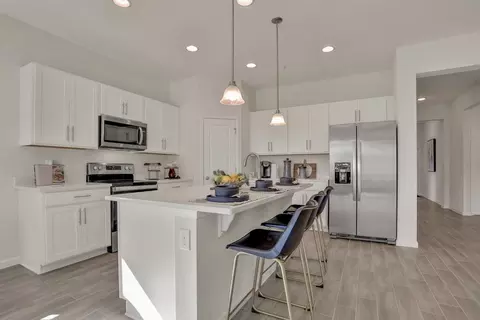 Kitchen - 235 Meredith Blvd, Winter Haven, FL 33881 photo 2 of 5
