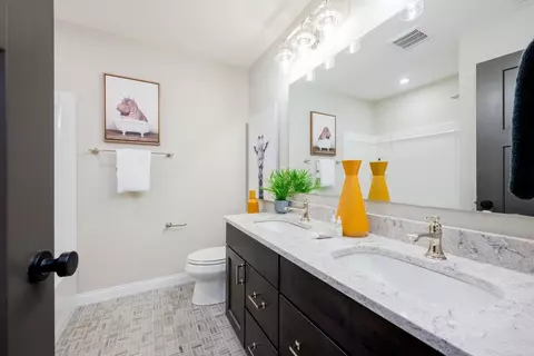 Bath - 4203 Altman Ave, Springfield, OH 45505 photo 5 of 11