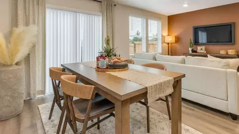 Dining - 6018 SE 15th St, Gresham, OR 97080 photo 3 of 3
