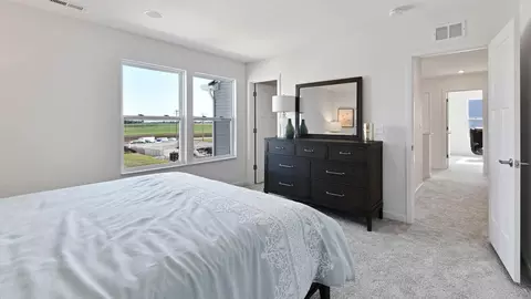 Bedroom - 227 Monroe Ave, Ranson, WV 25438 photo 6 of 11
