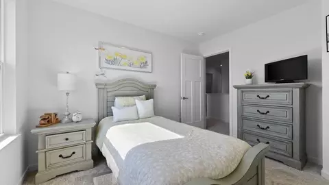Bedroom - 227 Monroe Ave, Ranson, WV 25438 photo 5 of 11