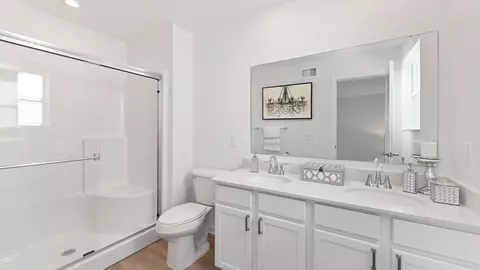 Bath - 227 Monroe Ave, Ranson, WV 25438 photo 3 of 6