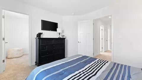 Bedroom - 227 Monroe Ave, Ranson, WV 25438 photo 3 of 11
