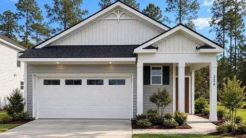 226 Tupelo Honey Rd, Brunswick, GA 31525