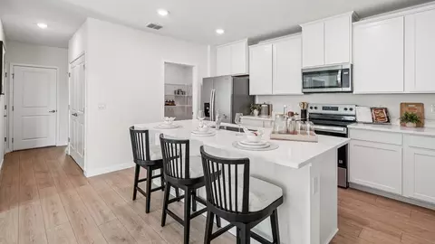 Kitchen - 5204 NW 41st Loop, Ocala, FL 34482 photo 1 of 5
