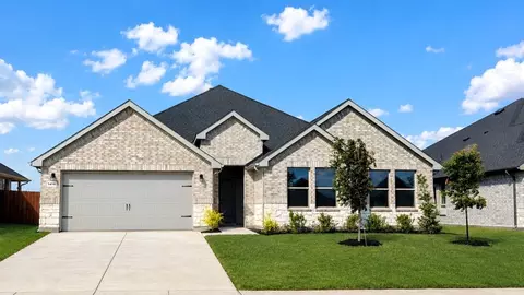 1416 Canterbury Trl, Desoto, TX 75115
