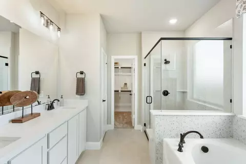 Bath - 301 River Meadows Ln, Argyle, TX 76226 photo 1 of 7