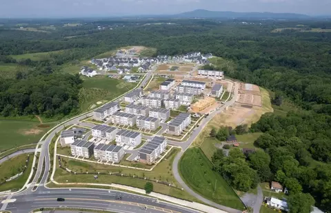 View/Area - 14309 Dowitcher Way, Boyds, MD 20841 photo 2 of 11
