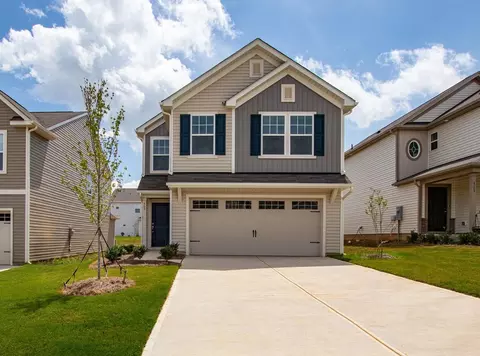 Exterior - 640 St Matthews Rd, Erwin, NC 28339 photo 3 of 5