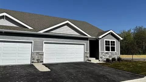794 Concord Cir # A, Burlington, WI 53105