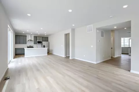 Living - 185 Buckwheat Ln, Berthoud, CO 80513 photo 3 of 3