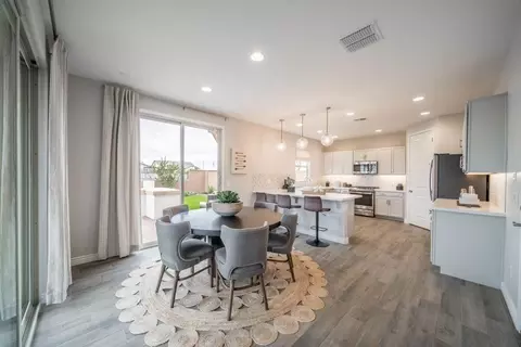 Dining - 3833 S Daisy, Mesa, AZ 85212 photo 1 of 2