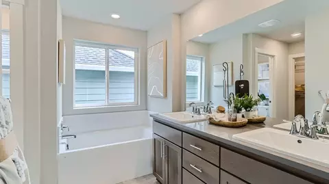 Bath - 851 Legacy St, Eugene, OR 97402 photo 1 of 4