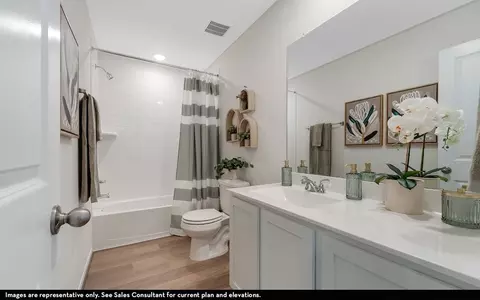 Bath - 110 Olympic Park Dr, Kyle, TX 78640 photo 1 of 9
