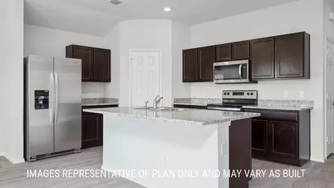 Kitchen - 813 Cr 313, Jarrell, TX 76537 photo 2 of 5