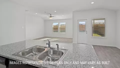 Entry Way - 813 Cr 313, Jarrell, TX 76537 photo 4 of 6