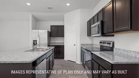 Entry Way - 813 Cr 313, Jarrell, TX 76537 photo 3 of 6
