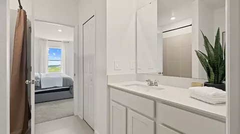 Bath - 5820 Taverna Loop, Winter Haven, FL 33884 photo 1 of 3