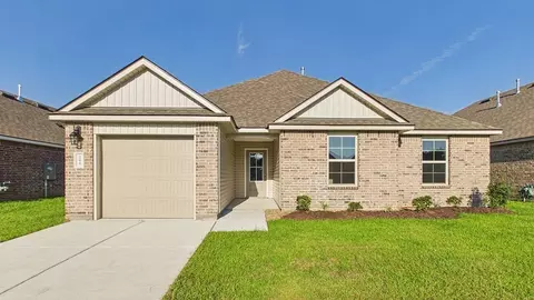 202 Red Pine Dr, Lafayette, LA 70501