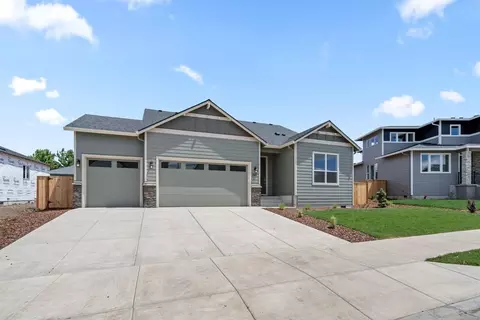 1147 Pumpkin Rdg, Eagle Point, OR 97524