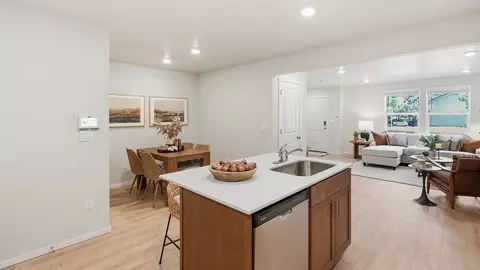 Kitchen - 61211 Parrell Rd, Bend, OR 97702 photo 3 of 5