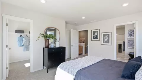 Bedroom - 61211 Parrell Rd, Bend, OR 97702 photo 2 of 4