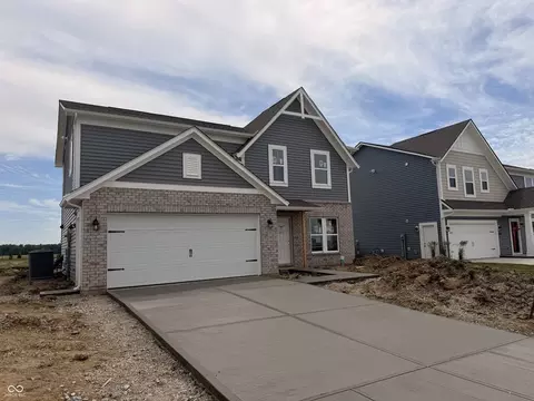 783 Oakleaf Trl, Greenfield, IN 46140