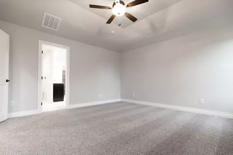 Bedroom - 8701 Stark St, Arcadia, OK 73007 photo 2 of 16
