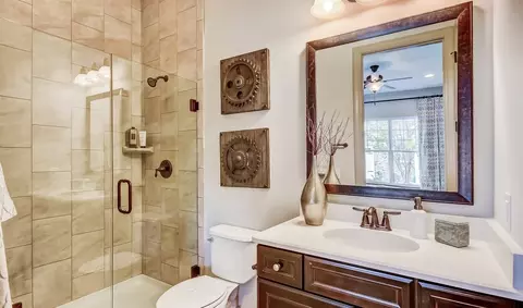 Bath - 8 Java Plum St, Bluffton, SC 29909 photo 3 of 4