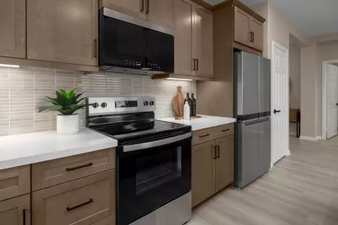 Kitchen - 27452 Dunite Dr, Perris, CA 92571 photo 10 of 11