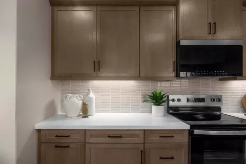 Kitchen - 27452 Dunite Dr, Perris, CA 92571 photo 11 of 11