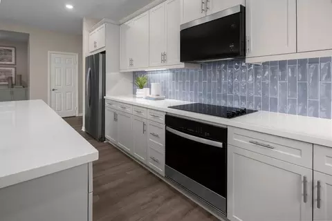 Kitchen - 27452 Dunite Dr, Perris, CA 92571 photo 7 of 11