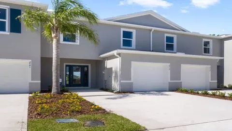 Exterior - 2737 Silver Canoe Dr, Edgewater, FL 32141 photo 2 of 4