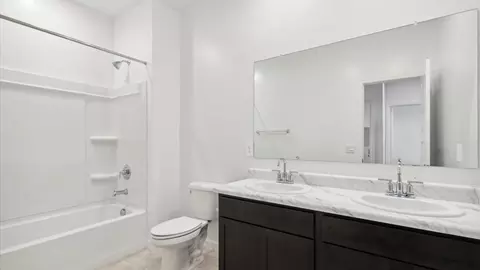 Bath - 9648 S Caballo Dr, Apache Junction, AZ 85120 photo 1 of 7