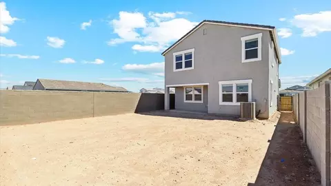 Exterior - 9648 S Caballo Dr, Apache Junction, AZ 85120 photo 6 of 17