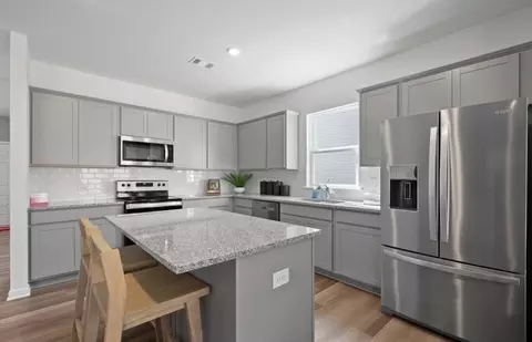 Kitchen - Gaines Mill Rd, Gainesville, GA 30507 photo 3 of 4