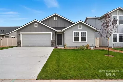 1575 SW Silverstone, Mountain Home, ID 83647